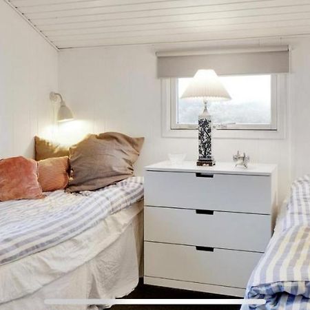 Sommerhus I Blokhus Helt Taet Pa By Og Strand ภายนอก รูปภาพ